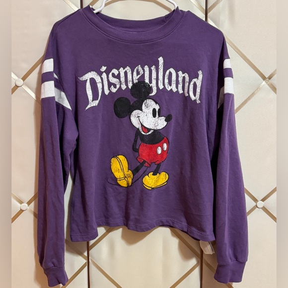 Disney Tops - 🛑CLEARANCE😮 Mickey Mouse Long Sleeve Crewneck | Women’s Large | GREAT Gift!
